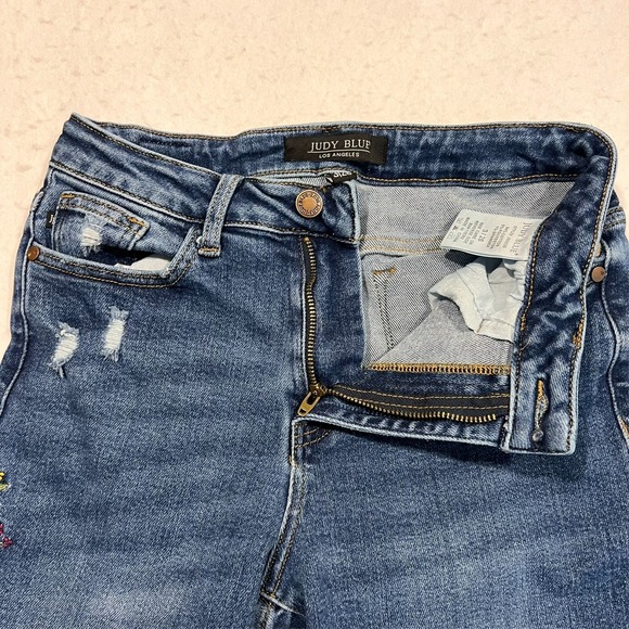 Judy Blue Jeans Blue Floral Embroidered Denim Boyfriend Festival Size 3/26 26x28 - Picture 9 of 16